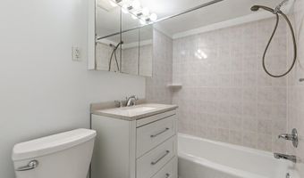 4970 BATTERY Ln 108, Bethesda, MD 20814