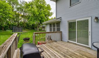 806 Vermont Cir, Ames, IA 50014