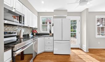 3316 WEBLEY Ct, Annandale, VA 22003