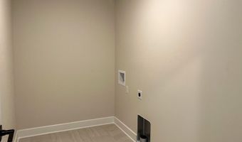 433 E Douglas Ave, Andover, KS 67002