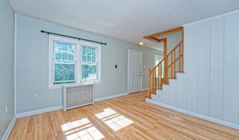 38 Danker Ave, Albany, NY 12206