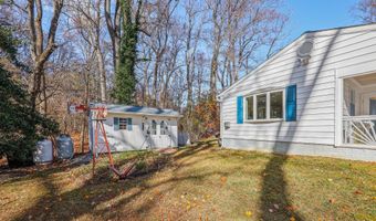 595 PINEWOOD Dr, Annapolis, MD 21401