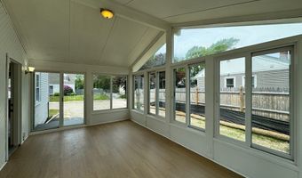 28 Freeman St, Avon, MA 02322