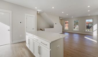 945 SYCAMORE Dr SE, Washington, DC 20032