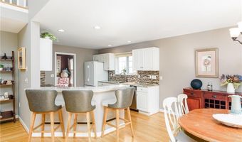 83 Fox Holw 83, Avon, CT 06001