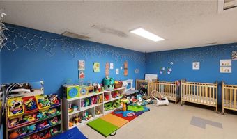 406 S Main St, Archie, MO 64725