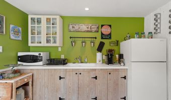 417 S MAIN St, Berlin, MD 21811