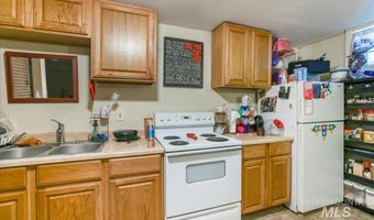 121 7th Ave S A & B, Buhl, ID 83316