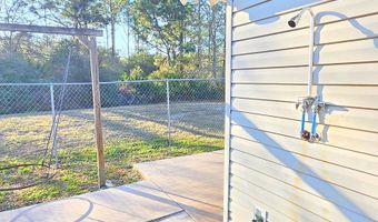 306 Huckeba Dr, Apalachicola, FL 32320