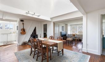 12 Mt. Vernon St 5, Newport, RI 02840