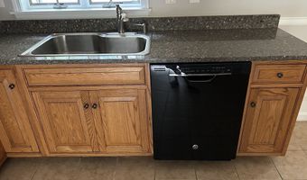 7 Heidi Ln, Billerica, MA 01821