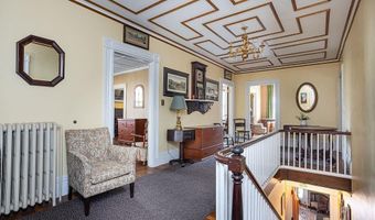 10 Bull St, Newport, RI 02840