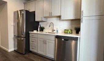 324 S CASTLE St, Baltimore, MD 21231