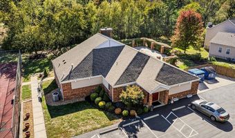 1428 Tahoe Valley Ct, Ballwin, MO 63021