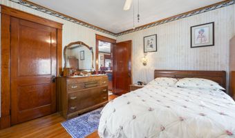 31 Monroe St, Augusta, ME 04330