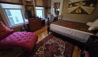 2 Green St, Barre, VT 05641