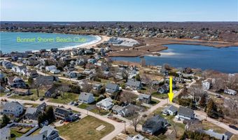 26 Richard Smith Rd, Narragansett, RI 02882