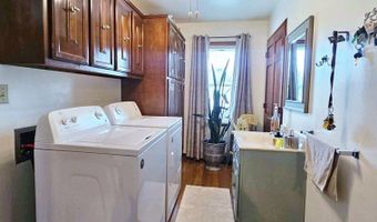110 Morgan St, Athens, WV 24712