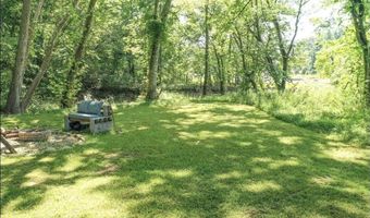 530 Shields Crossing Dr, Bean Station, TN 37708