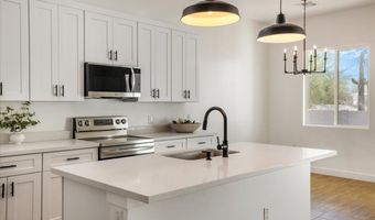 1225 N IRONWOOD Dr, Apache Junction, AZ 85120