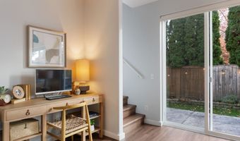 18186 SW STRATHMOOR St, Beaverton, OR 97007