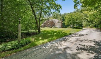 11 Dorothy's Way, Bedford, NH 03110