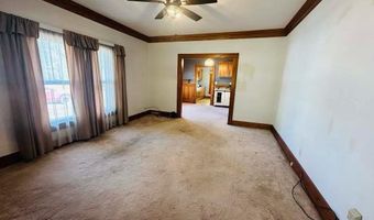 243 E 17th St, Baxter Springs, KS 66713