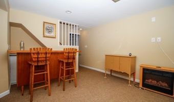 18 Woods End Rd, Clifton, NJ 07012