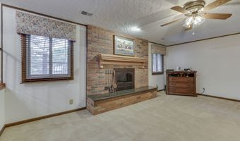 1640 Ridge Hill Ln, Indianapolis, IN 46217