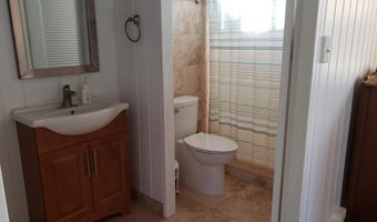 215 Aahi Pl, Kaunakakai, HI 96748