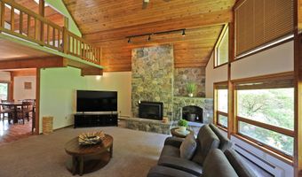 707 Benton Hill Rd, Becket, MA 01223