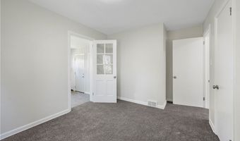 1001 EMMA Ave, Akron, OH 44302
