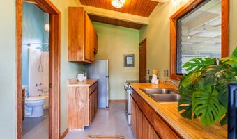 2114- B KAIWIKI Rd, Hilo, HI 96720