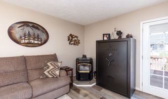 1952 View Dr, Elko, NV 89801