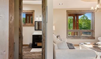 29 WHITE POINT Rd, Cora, WY 82925