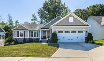 820 Sunrise Cir, Aurora, OH 44202