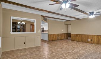 404 Comanche Trl, Altus, OK 73521