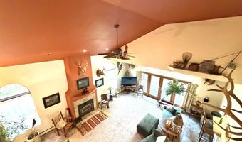 5912 5 Mile Pt Rd, Allouez, MI 49805