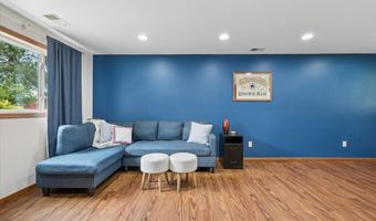 14390 Exley Ln, Apple Valley, MN 55124