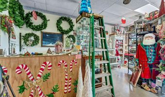702 S White St, Athens, TN 37303