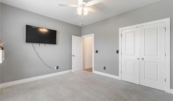 890 Clark Cir, Bentonville, AR 72713