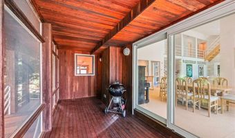275 Boston Neck Rd, Narragansett, RI 02882