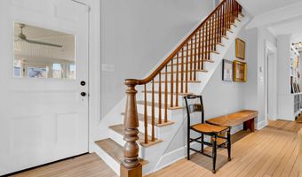 15 Liberty St, Chester, CT 06412