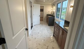244 Barton Shore Dr 1, Ann Arbor, MI 48105