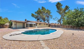 15530 Dakota Rd, Apple Valley, CA 92307