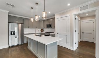 7 Longview Dr 105, Atkinson, NH 03811