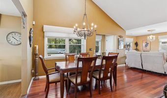 31 Grand Central Ave, Amityville, NY 11701