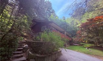 172 Greenville Rd, North Smithfield, RI 02896