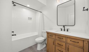 2567 Kingston St, Aurora, CO 80010