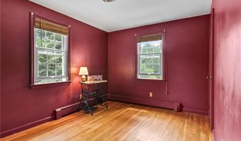 373 Fletcher Rd, North Kingstown, RI 02852